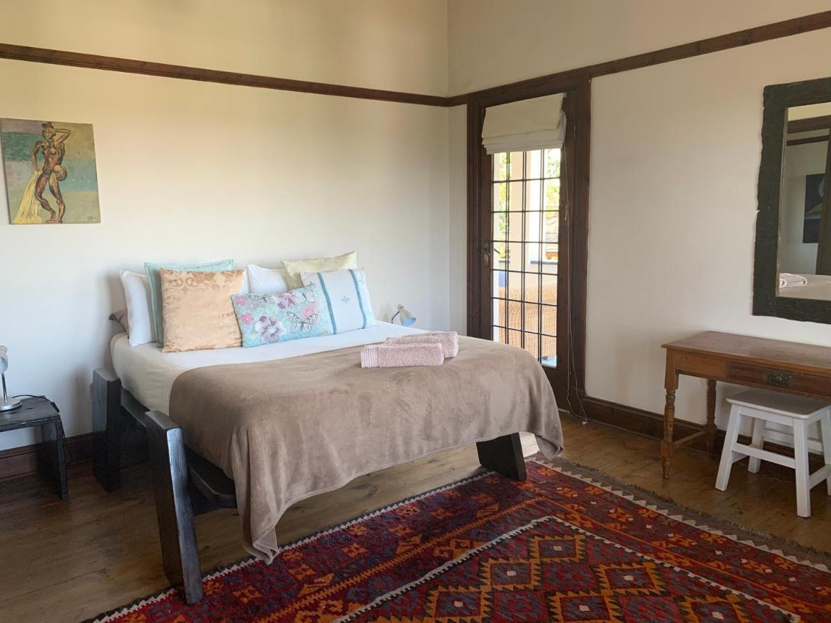 Karoo Soul Vandrarhem Oudtshoorn Exteriör bild